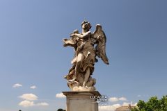 Roma - statua ponte sant angelo 1