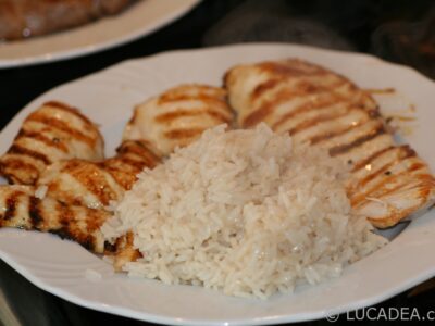 Pollo alla griglia con riso