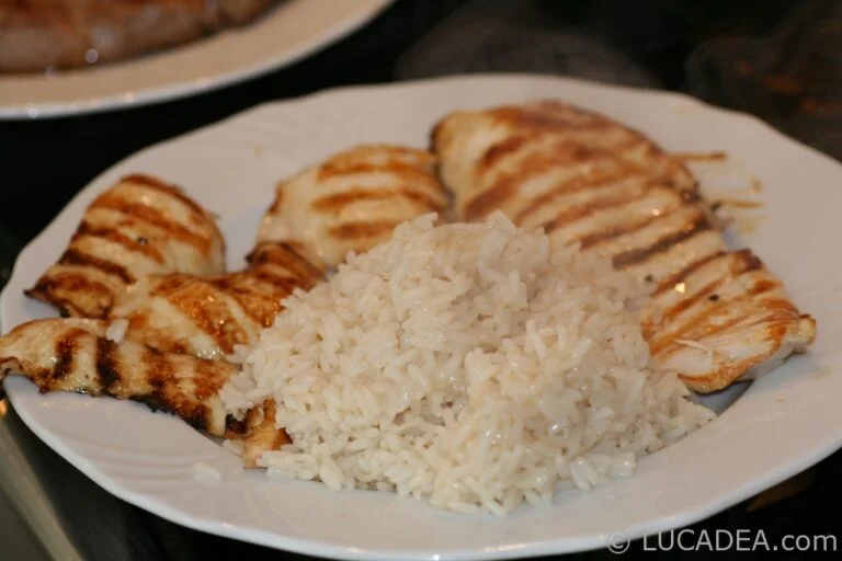 Pollo ala griglia con riso