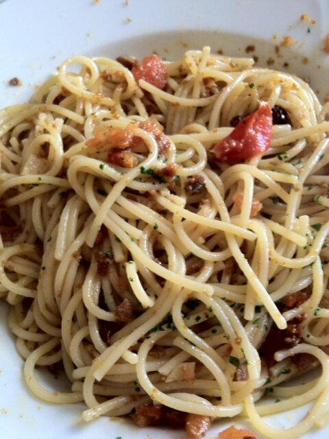 Spaghetti con sugo di bottarga