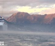 La foschia del fiordo di Kotor
