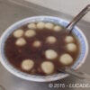 Zuppa di fagioli rossi e palline di riso