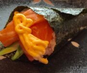 Sushi Temaki Spicy Salmon