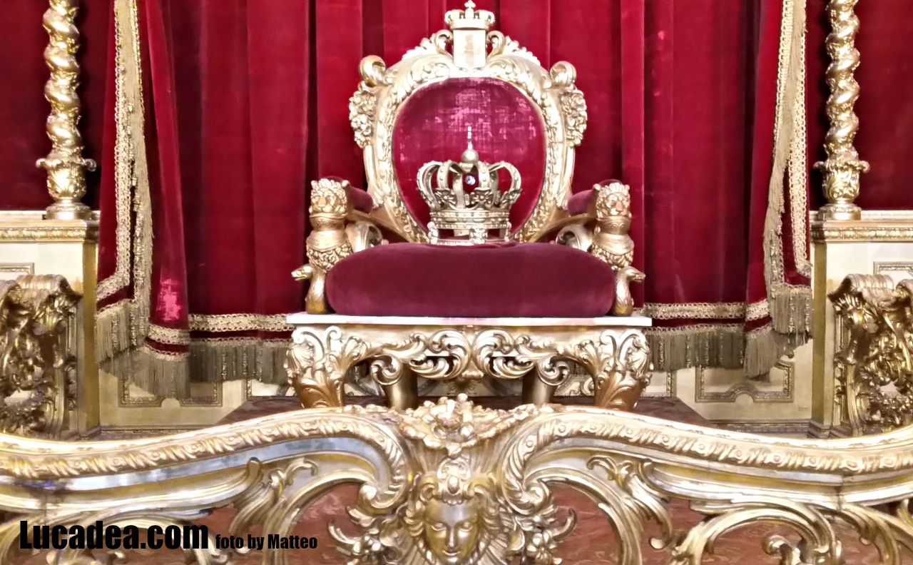 trono palazzo reale genova