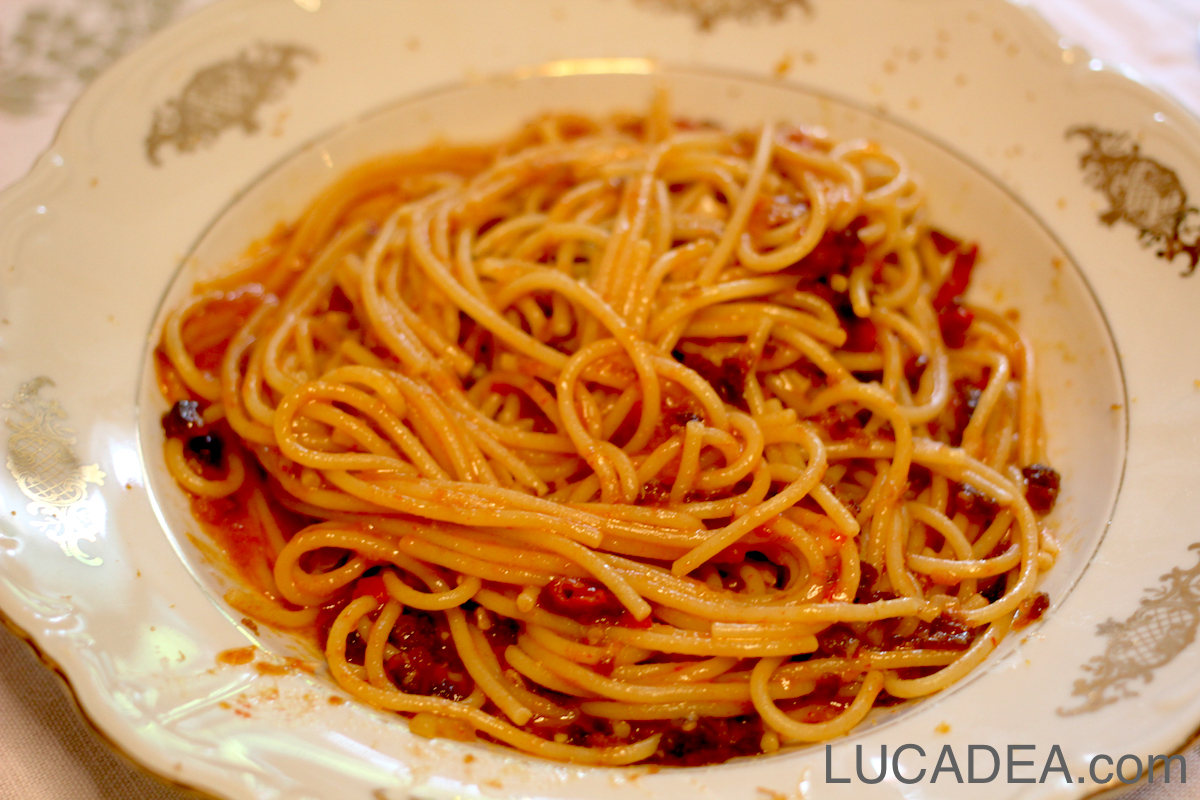 Spaghetti al pomodoro e bottarga