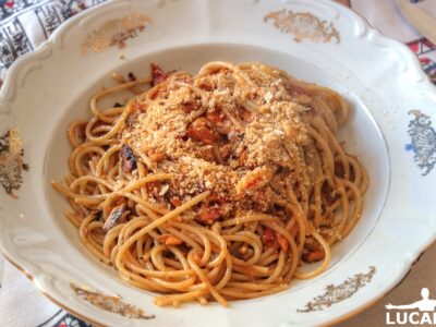 spaghetti acciughe