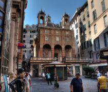 Piazza Banchi a Genova