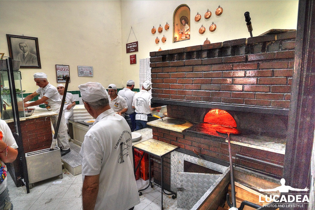 La antica Pizzeria da Michele a Napoli
