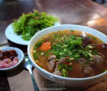 Bún bò huế, zuppa vietnamita