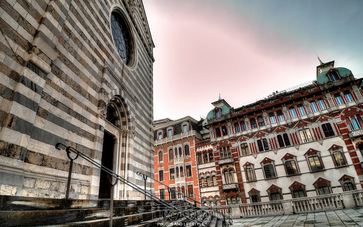 Abbazia di Santo Stefano a Genova sopra via XX Settembre, vista dalla terrazza vicino al Ponte Monumentale