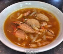 Zuppa di granchio e noodles in Vietnam