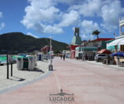 La passeggiata dell'isola di St Maarten ai Caraibi