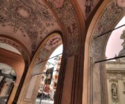 I portici di piazza Caprera a Santa Margherita Ligure