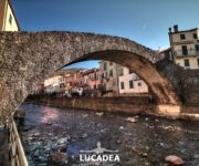 Il ponte antico sul torrente Crovana a Varese Ligure
