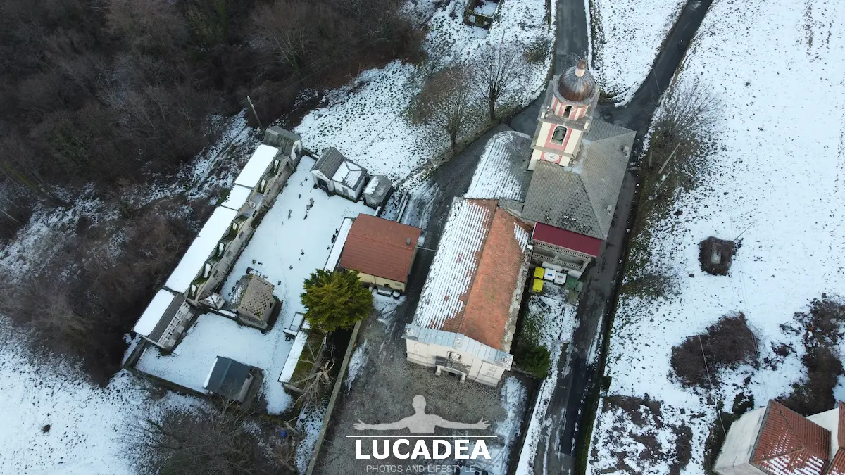 La chiesa di Sant'Anna a Valletti