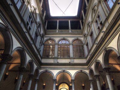 Il cortile di Palazzo Strozzi a Firenze