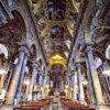 L'interno della Basilica di Santa Maria delle Vigne a Genova