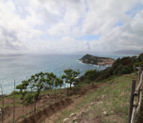 Il panorama dal sentiero per Punta Manara