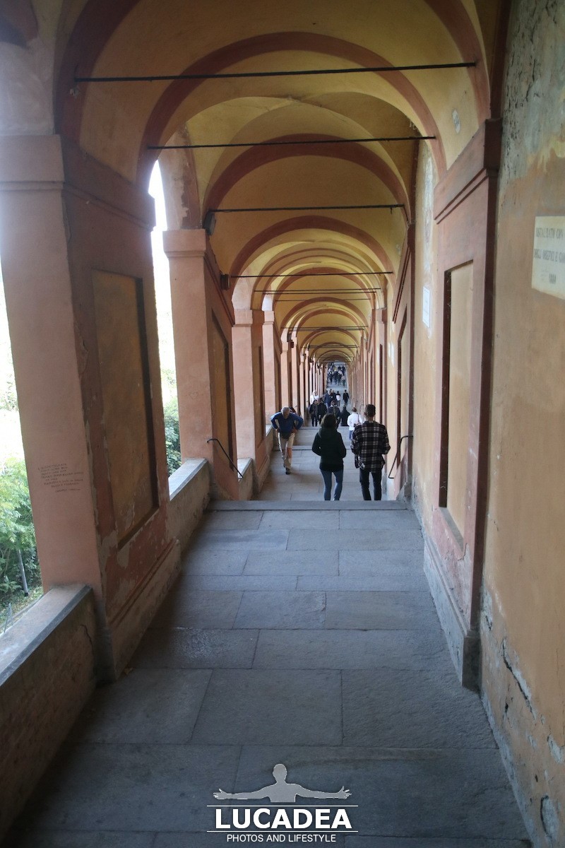 Il Portico devozionale di San Luca