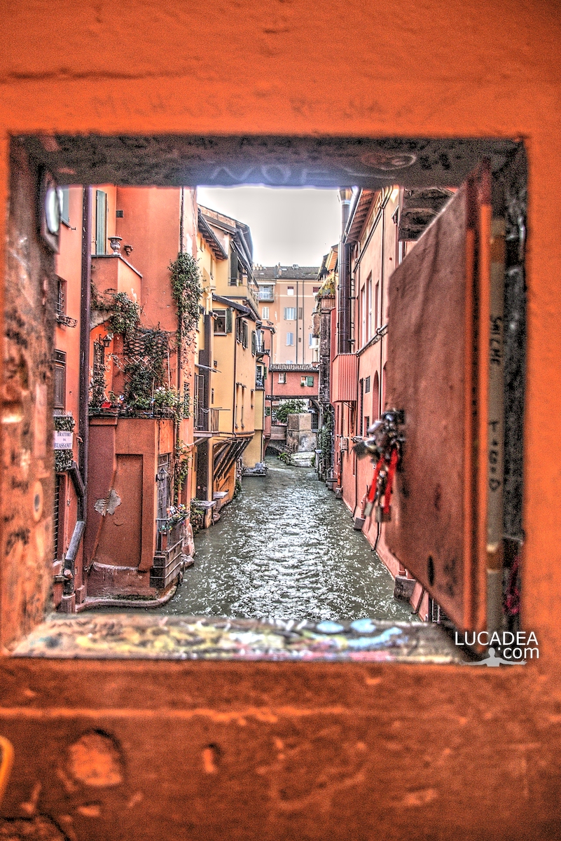 La Finestrella di via Piella, la Venezia di Bologna
