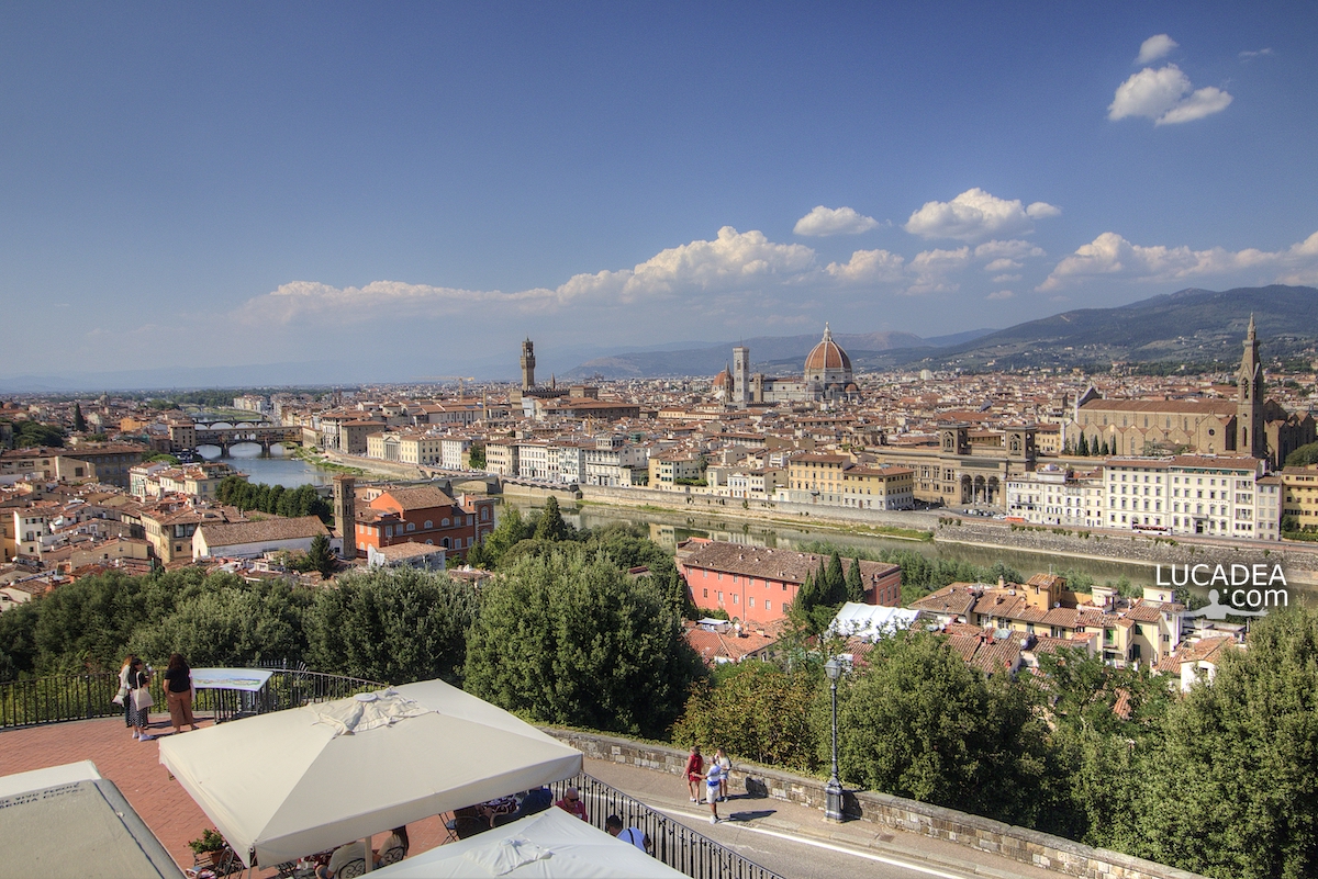 La vista su tutta Firenze da piazzale Michelangelo