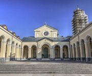 La facciata del Santuario di Nostra Signora della Guardia sopra Genova