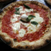 Pizza margherita Dal Presidente a Napoli
