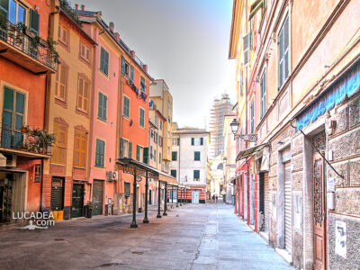 Piazza e via Venezia a Rapallo
