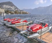 I pedalò rossi del lago di Lugano