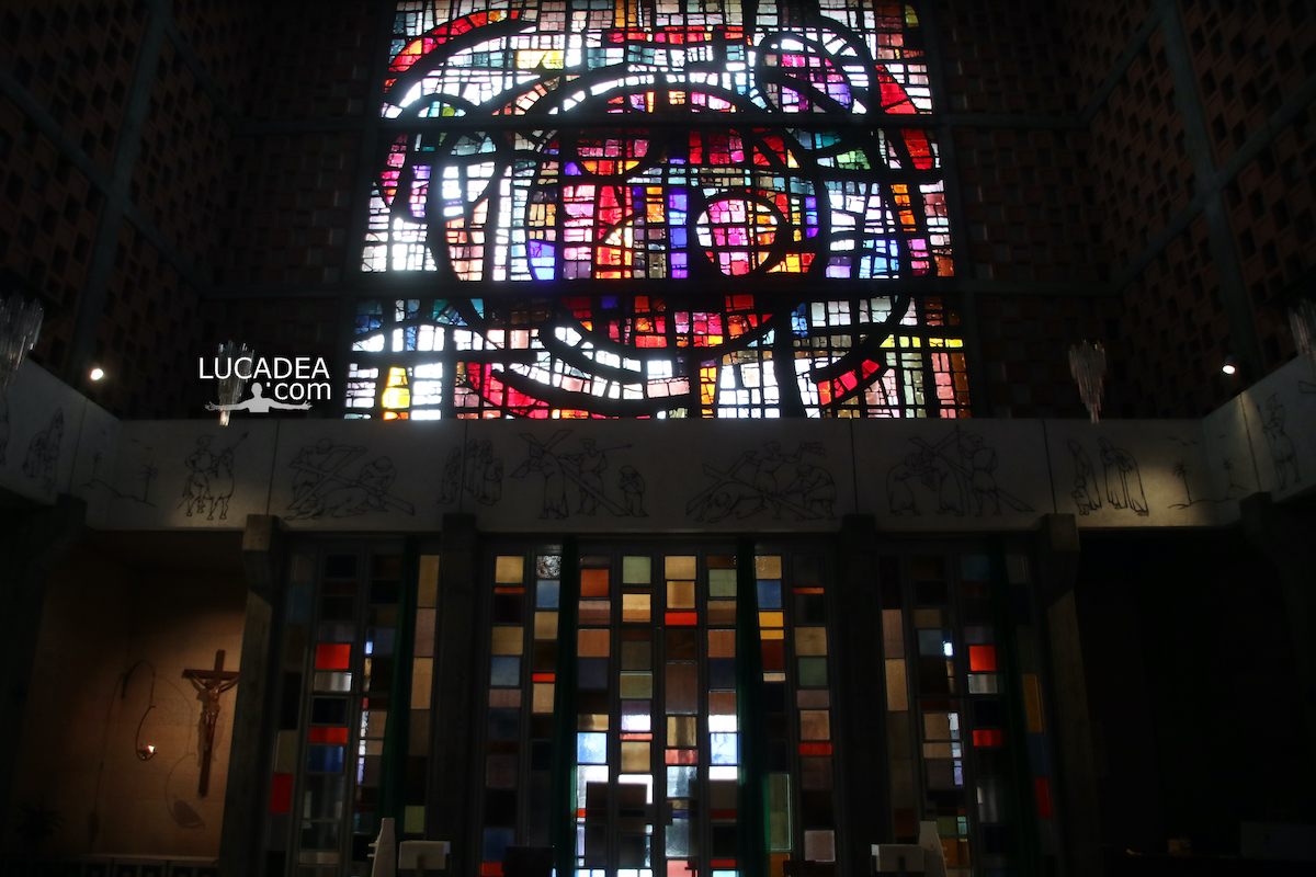 La vetrata delle chiesa di Sant’Antonio a Sestri Levante