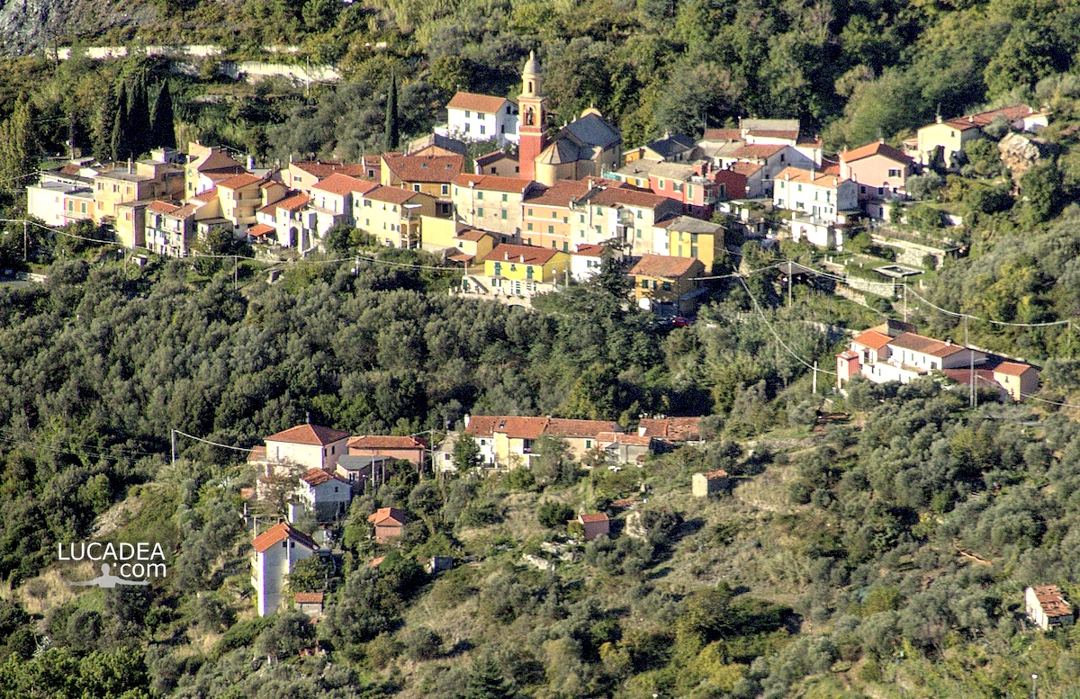 Il piccolo borgo di Mezzema frazione di Deiva marina