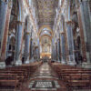L'interno della chiesa di San Domenico Maggiore a Napoli
