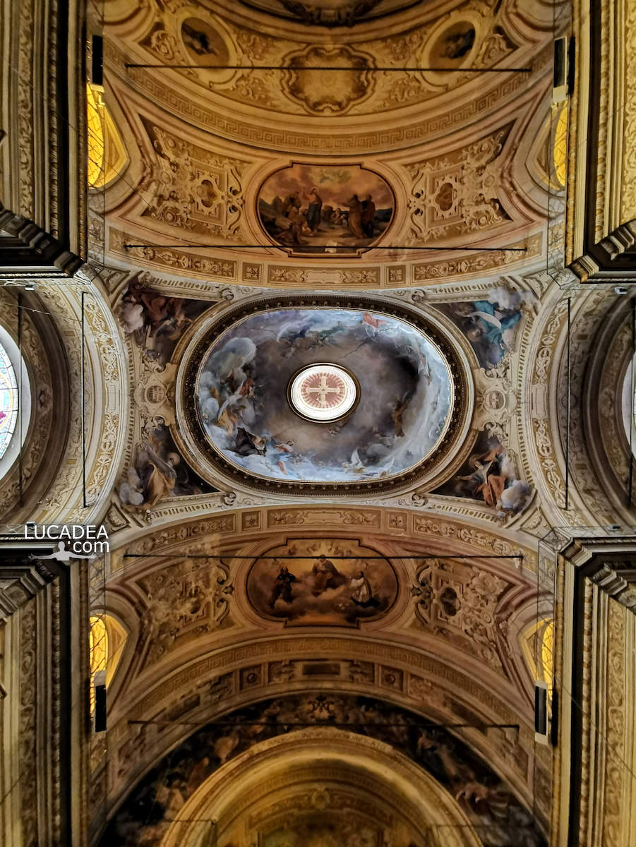 L'interno della chiesa di San Bartolomeo della Ginestra