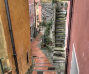 Una creuza del Borgo di Tellaro in provincia di La Spezia