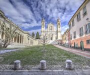 Il magnifico sagrato della Basilica di Santo Stefano a Lavagna