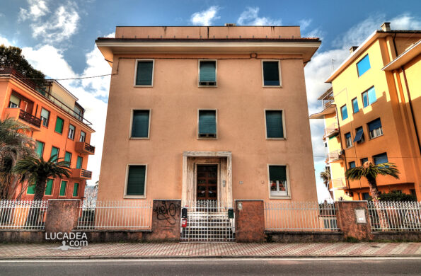 Una casa in viale Mazzini a Sestri Levante