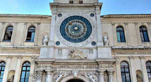 La Torre dell'Orologio del Palazzo del Capitanio a Padova