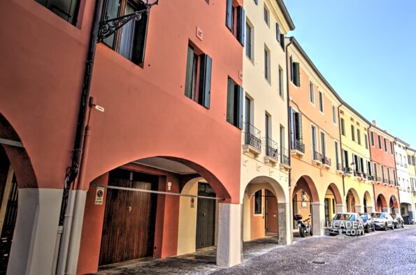 Uno vicolo colorato della città di Padova