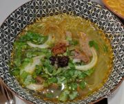 Ricetta vietnamita: zuppa di manzo con noodles