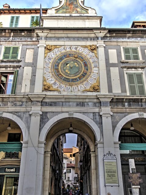 La Torre dell'Orologio in piazza della Loggia a Brescia