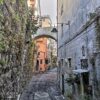 Vico sotto le Murette nel centro storico di Genova