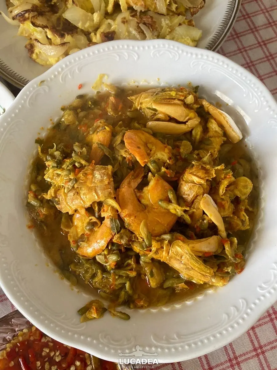 Ricetta Thailandese: zuppa piccante con frutti di mare