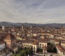 Il panorama sulla splendida città di Lucca, perla della Toscana