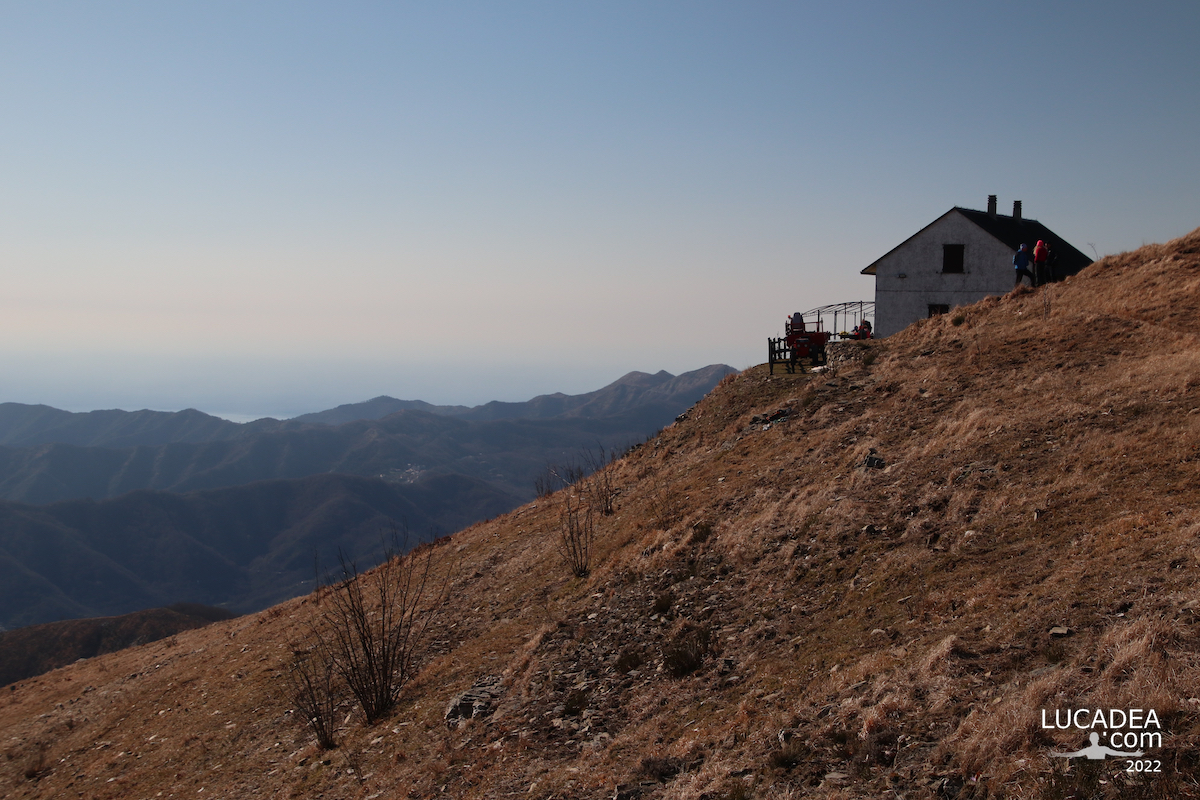Il Monte Caucaso e la splendida vista sulla Liguria di Levante
