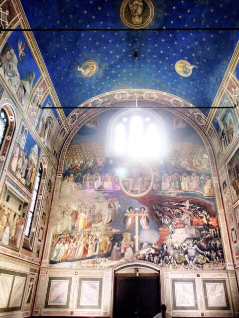 L'interno della splendida Cappella degli Scrovegni a Padova