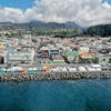 La vista di Roseau capitale della Dominica, piccola isola nei Caraibi
