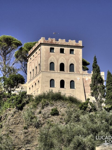 Il Castelletto Ghio già Castello di Ripamare a Lavagna in Liguria