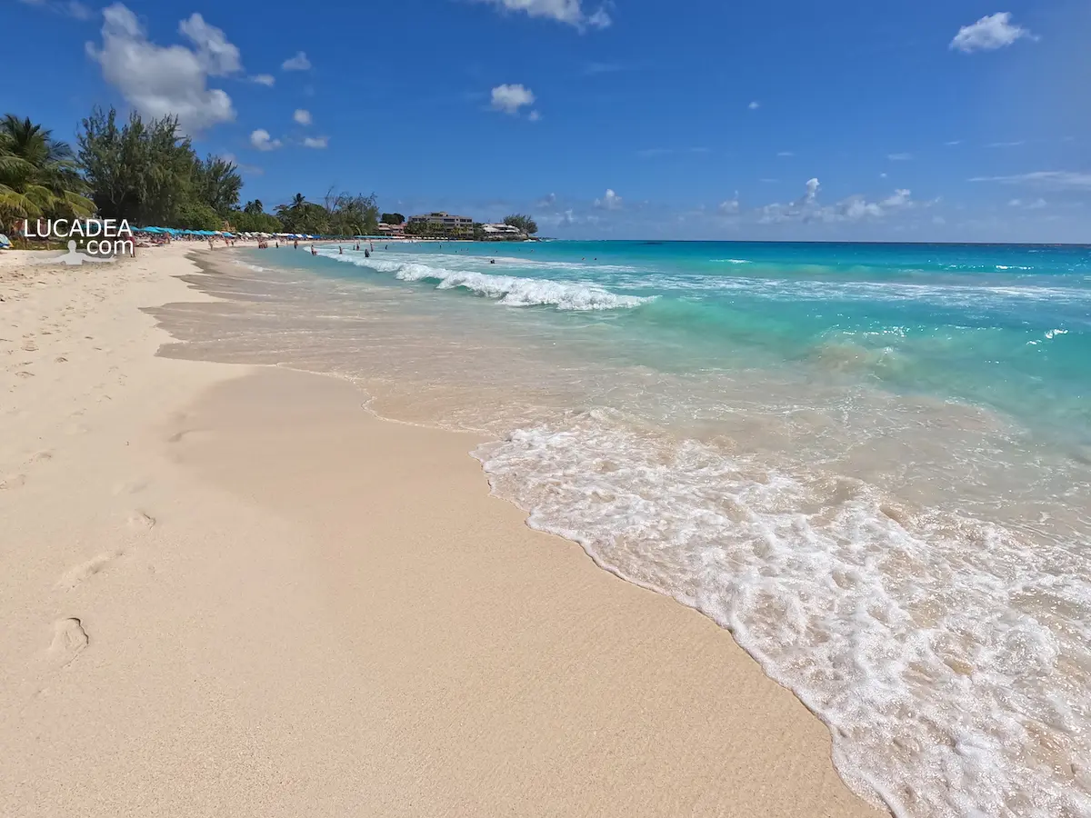 Spiagge da sogno: Accra Beach alle Barbados