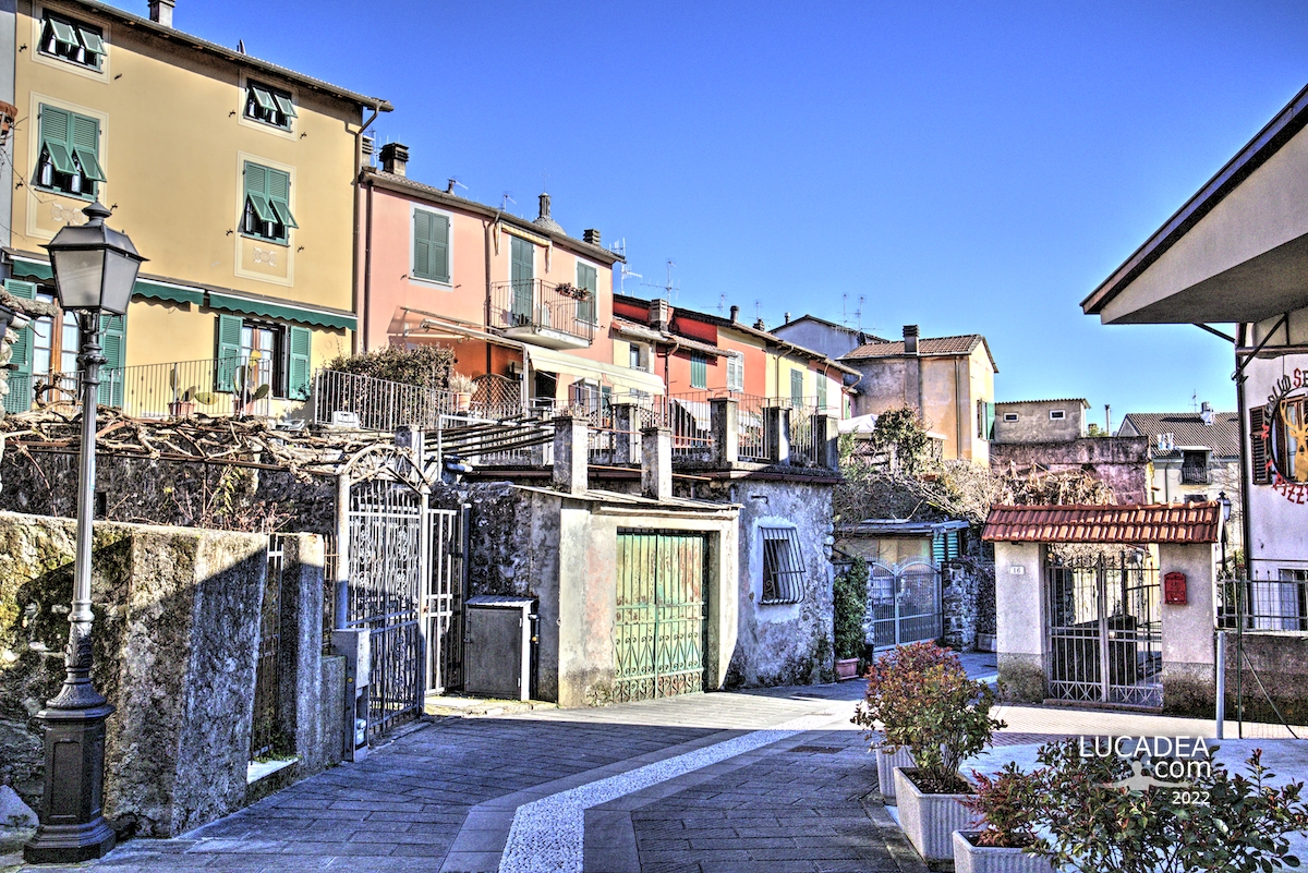 Il borgo di Brugnato in provincia della Spezia