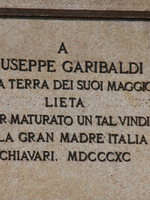 La statua dedicata a Giuseppe Garibaldi a Chiavari